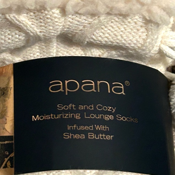 Apana 2-Pack Sherpa-lined, Shea Butter Infused Gripper Knit Lounge Socks. OS NWT - Picture 3 of 13